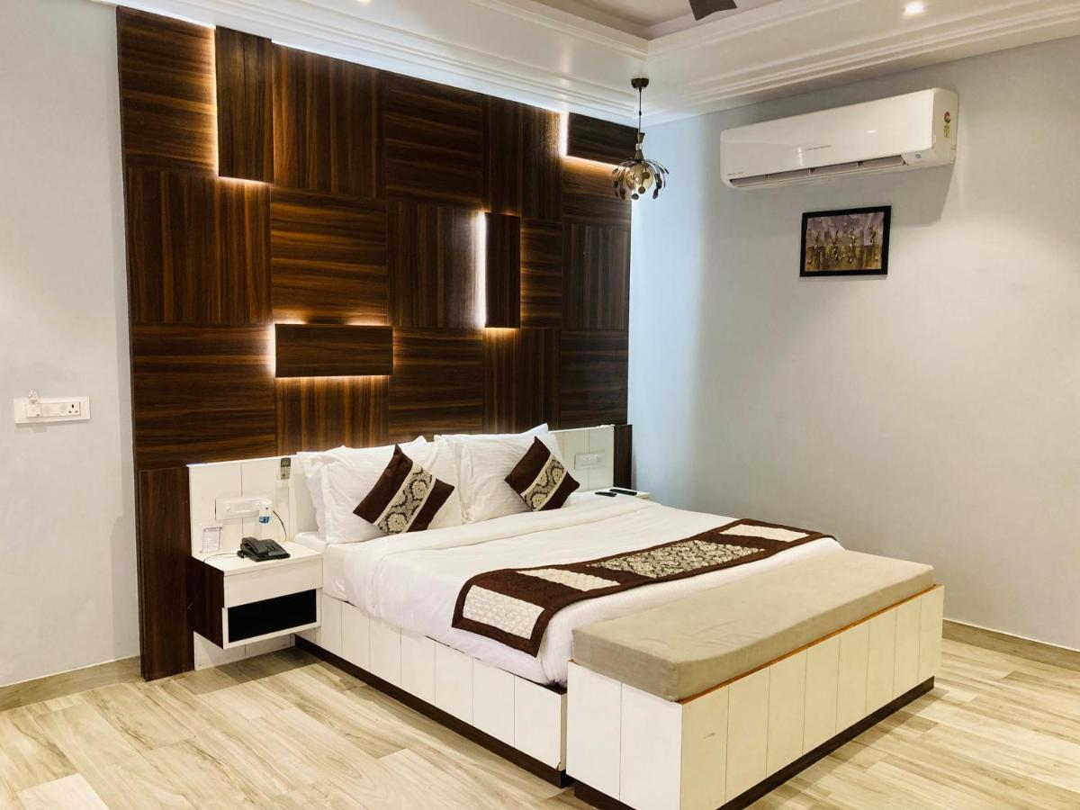 Desi Thath Resort Alwar Exterior photo