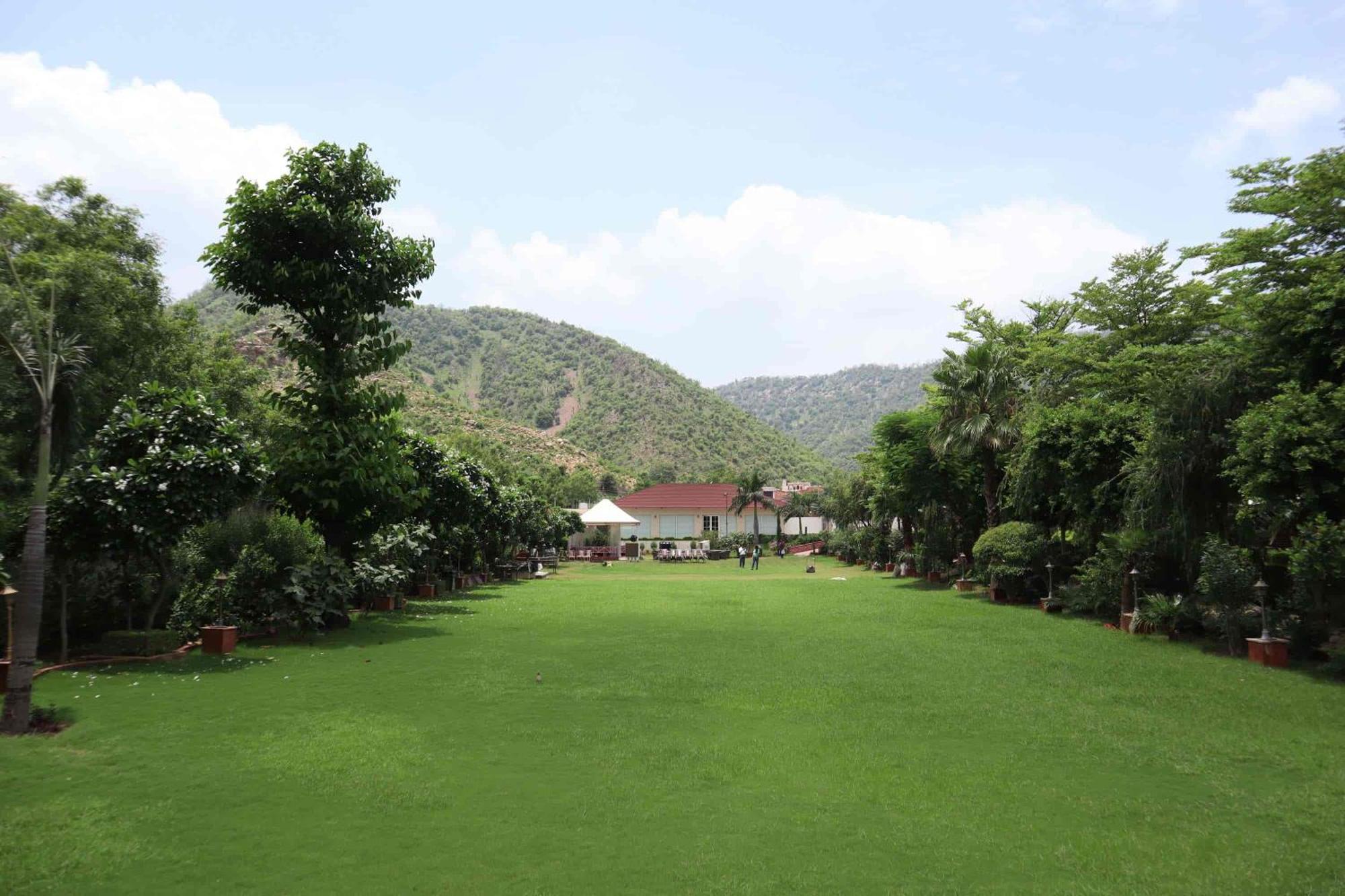 Desi Thath Resort Alwar Exterior photo
